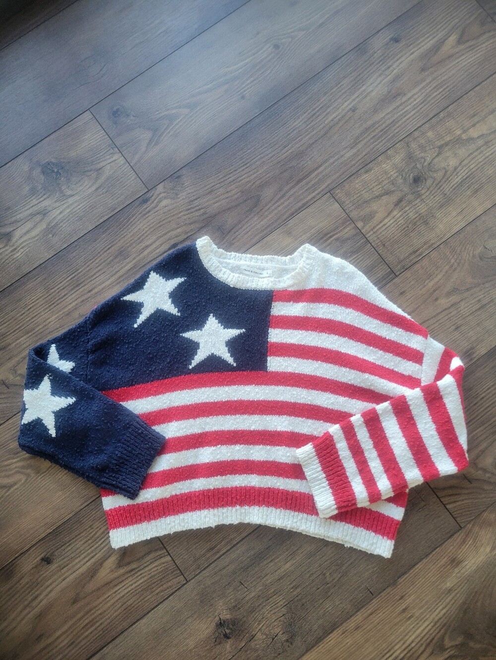 Moon & Madison American Patriotic Popcorn  Flag Sweater Small
